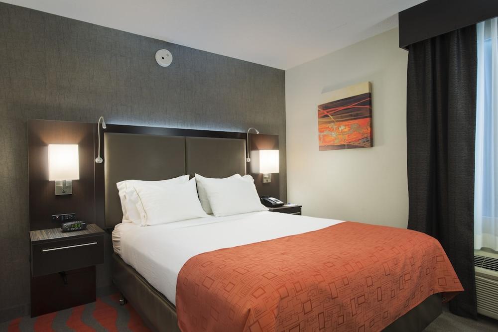 Holiday Inn Express & Suites Boston - Cambridge, An Ihg Hotel Bagian luar foto